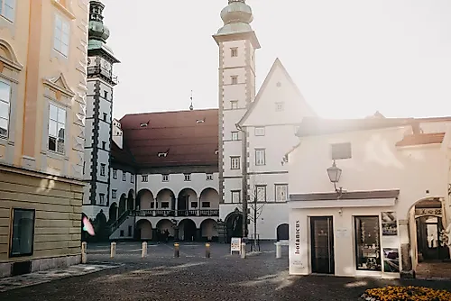Landhaushof